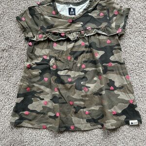 GAP Green and Pink Short Sleeve Tee